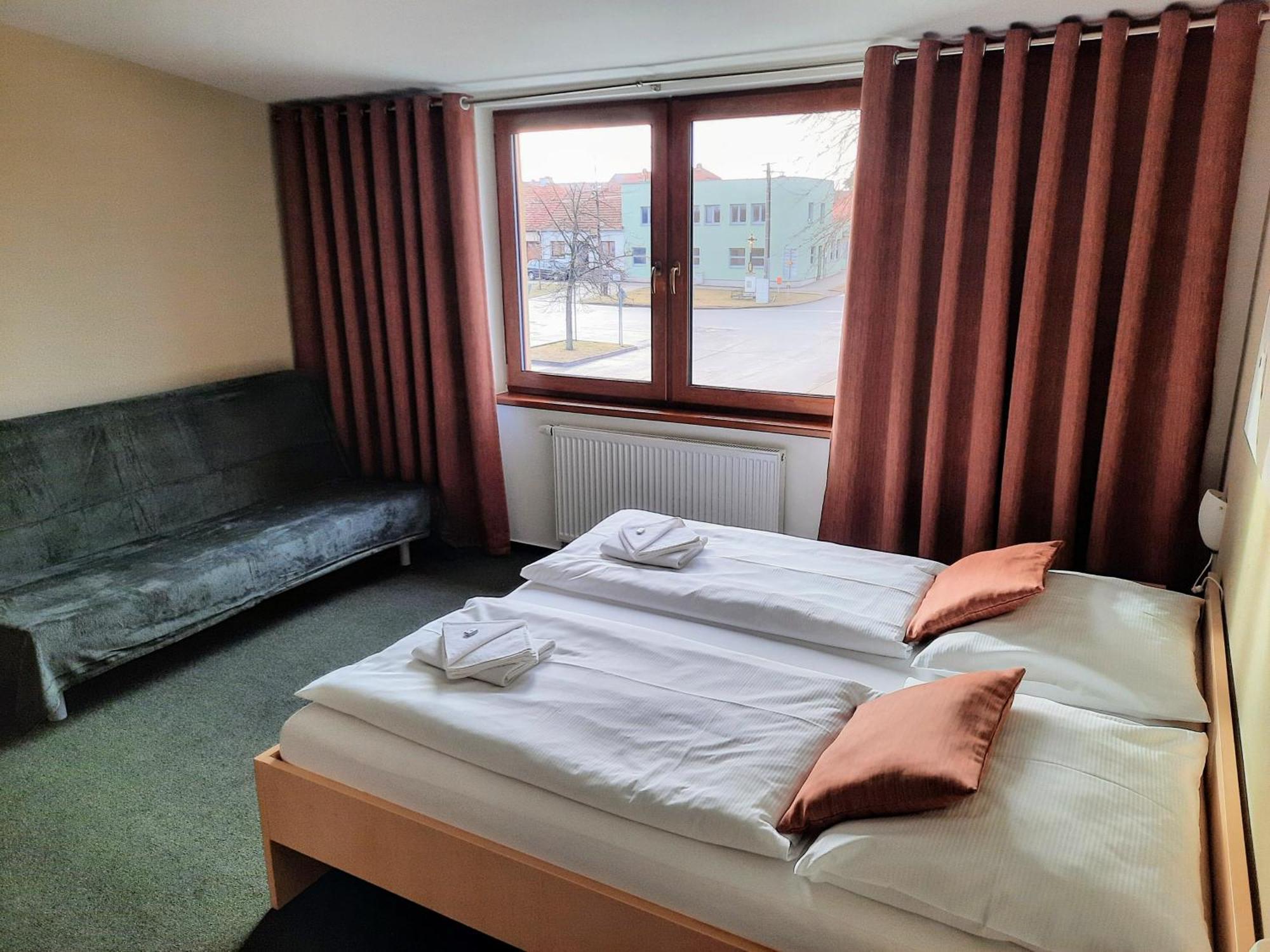 Penzion Maderic Moravský Žižkov Eksteriør bilde